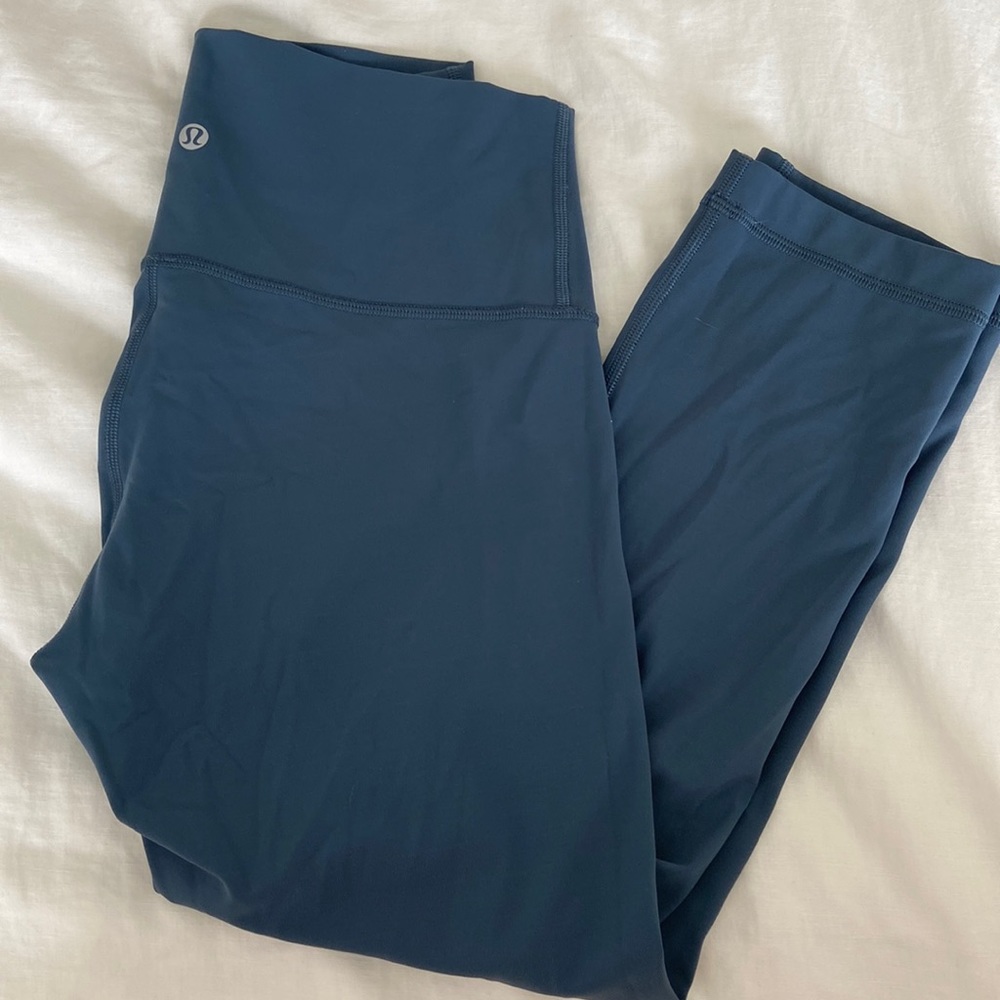 Lululemon cropped leggings